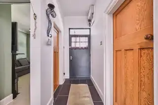 9 Strandview RoadImage 2