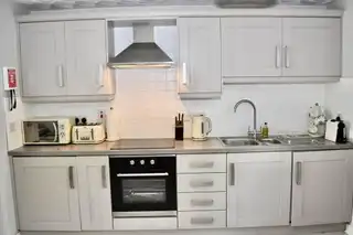 8 Bleach Green ApartmentsImage 6