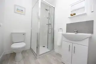 8 Bleach Green ApartmentsImage 9