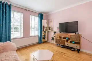 9 Rosses AvenueImage 13