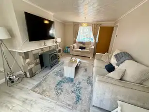 187 Lincoln CourtsImage 3