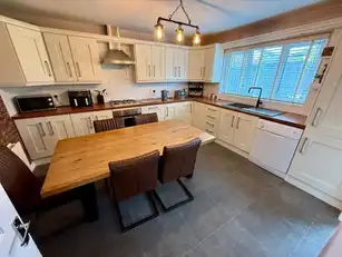 33 Beaufort DriveImage 6