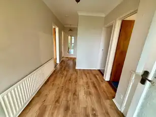 51 Ashburn AvenueImage 3
