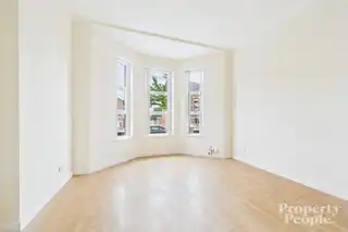 1, 160, Cliftonpark AvenueImage 3