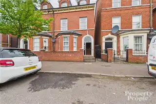 Image 1 for 1, 160, Cliftonpark Avenue