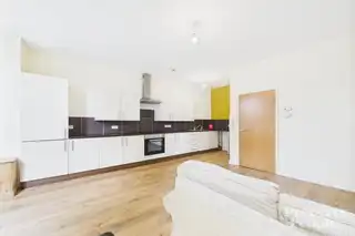 10B Glandore AvenueImage 8
