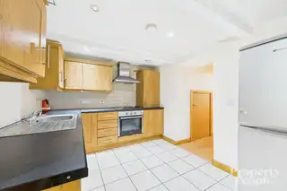 Apt 1, 13, Kinnaird TerraceImage 15