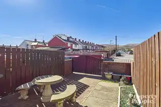 153 Etna DriveImage 22