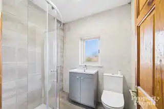 153 Etna DriveImage 21