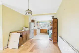 38 Waterloo GardensImage 4