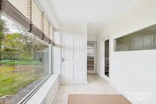 38 Waterloo GardensImage 2
