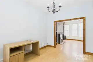 32 Willowbank GardensImage 2
