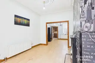 32 Willowbank GardensImage 4