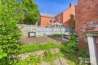 12 Chestnut GardensImage 29