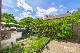 12 Chestnut GardensImage 28