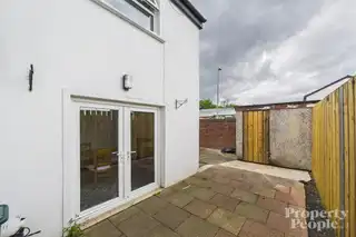 9 Carlisle SquareImage 17