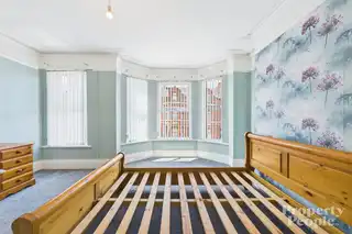 16 Clifton DriveImage 19