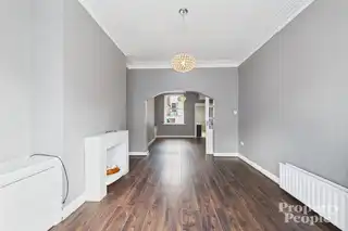 16 Clifton DriveImage 7