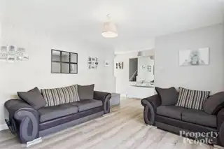25 Rathvarna GardensImage 3