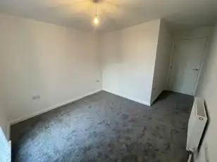 Lewis Mews, Block EImage 8