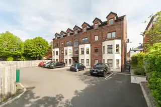 Image 1 for Apt 12 120 Upper Newtownards Road