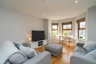 Apt 12 120 Upper Newtownards RoadImage 4