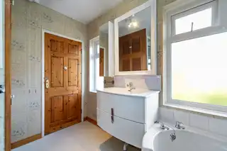 10 Ascot GardensImage 23