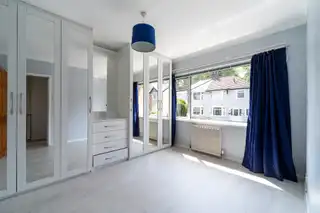 10 Ascot GardensImage 17