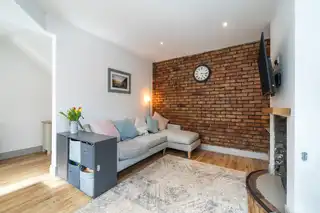 32 Wandsworth GardensImage 12
