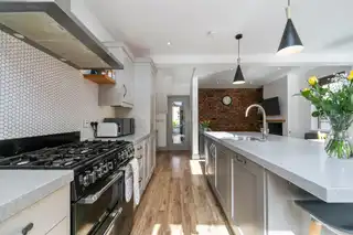 32 Wandsworth GardensImage 8