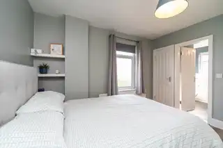 32 Wandsworth GardensImage 18