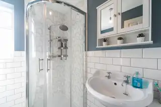 32 Wandsworth GardensImage 19