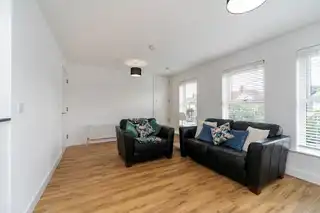 Apt 1 Richmond HallImage 5