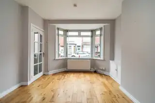 9 Lichfield AvenueImage 4