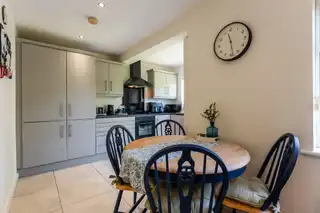28 Wandsworth GardensImage 8