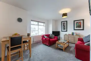 3 Glendale CourtImage 5