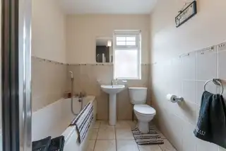 3 Glendale CourtImage 12