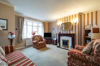 33 Larkfield RoadImage 3