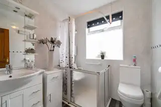 33 Larkfield RoadImage 9