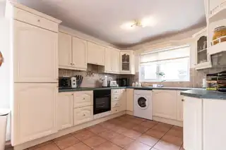 119 Abbey ParkImage 12