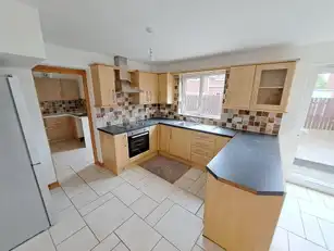 74 Larkfield MeadowsImage 7