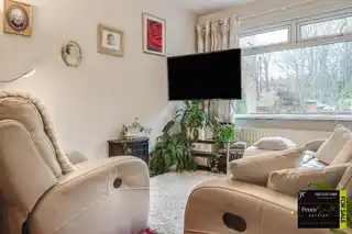 7 Fruithill ParkImage 9