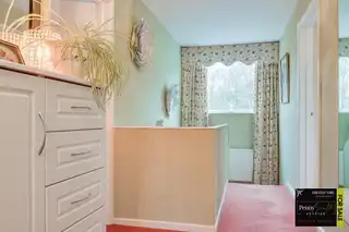 7 Fruithill ParkImage 19