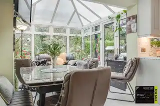 7 Fruithill ParkImage 12