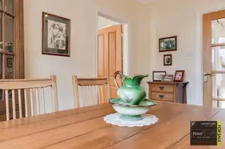 10 Hazeldene DriveImage 13