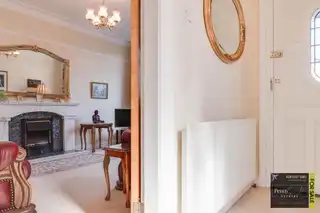 10 Hazeldene DriveImage 5