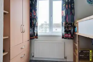 6 Springwell GardensImage 24
