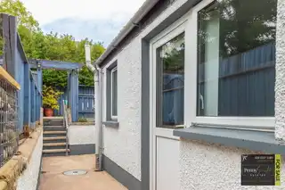 6 Springwell GardensImage 14