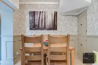 6 Springwell GardensImage 11