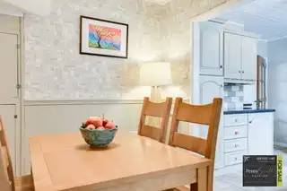 6 Springwell GardensImage 13